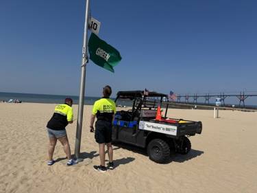 250515beachflag0001.jpg